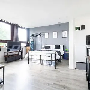 https://apt-the-mayfield.brighton-hotels-england.com